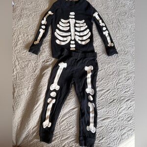 Komar Kids Black And white Skeleton Glow In The Dark Pajama Set Boys Size 3T